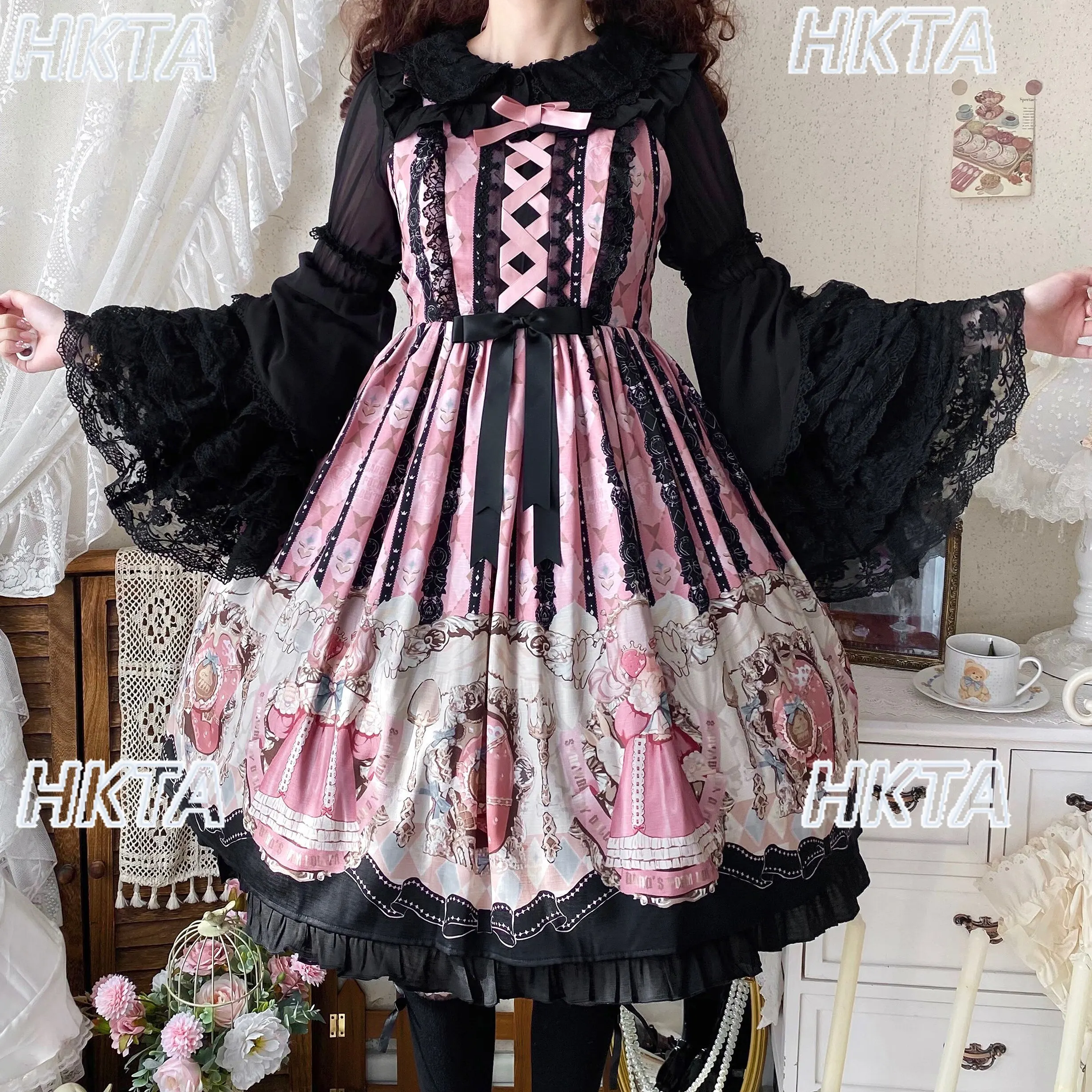Japonais Cascade dentelle corne à manches longues col de poupée élégant chemise noire à l'intérieur de l'hiver doux arc Lolita mousseline de soie haut femmes