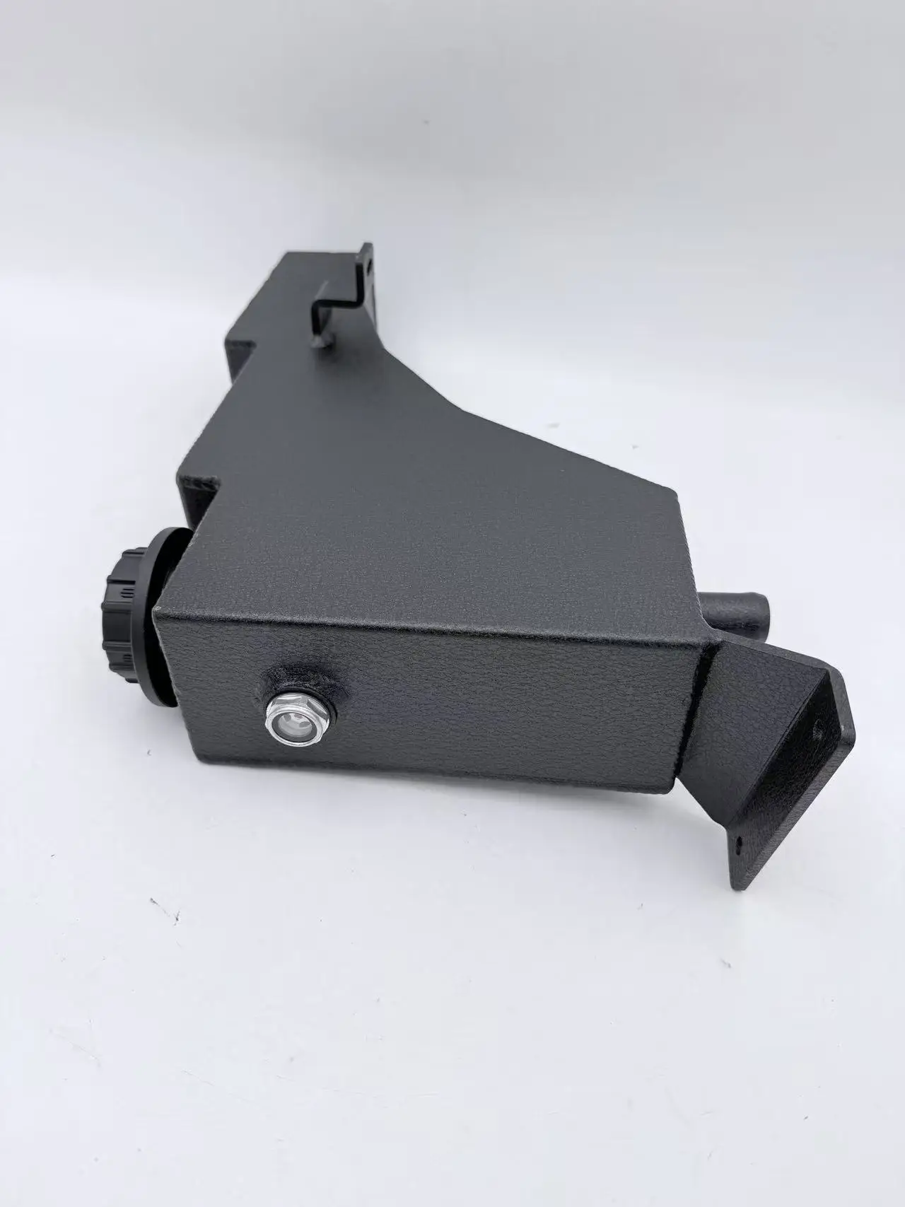 Black Aluminum Coolant Expansion Reservoir Tank For Ford F250 F350 Super Duty Excursion 99-05 Replace 2C3Z8A080AA F6DZ8100A view 4
