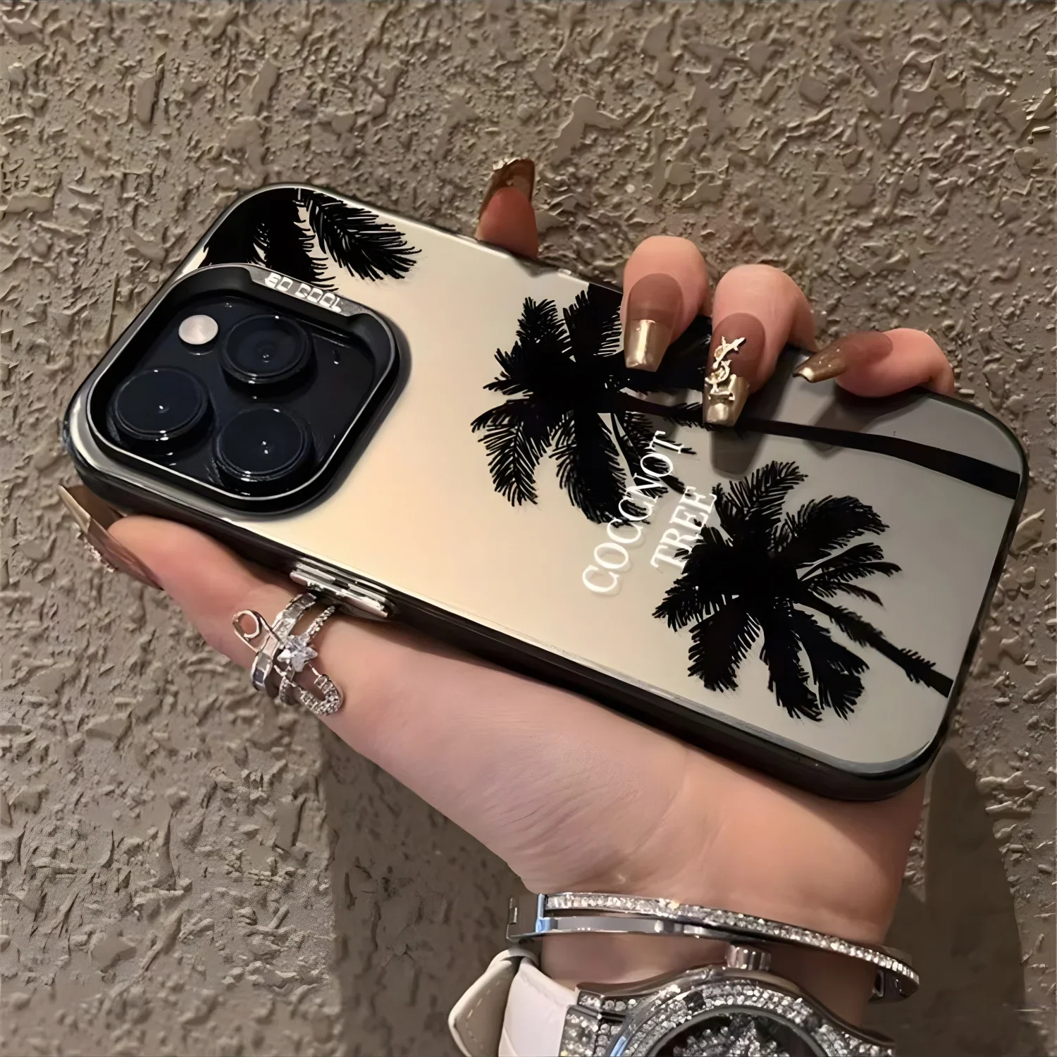 Cool Simple Personality Coconut tree Phone Case For iPhone 15 14 13 12 11 Pro Max X XR XS 7 8 15 Plus SE2 Fashionable Hard Cover