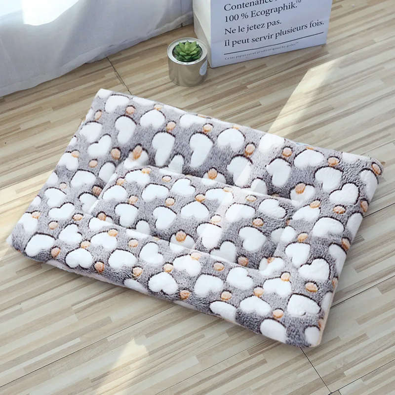 Double-sided Pet Mat Mats Short Plush Pet Sleeping Bed For Cats Small Dogs Cute Pet Pad Blanket Warm Kitten Cushion Cat Sofa Bed