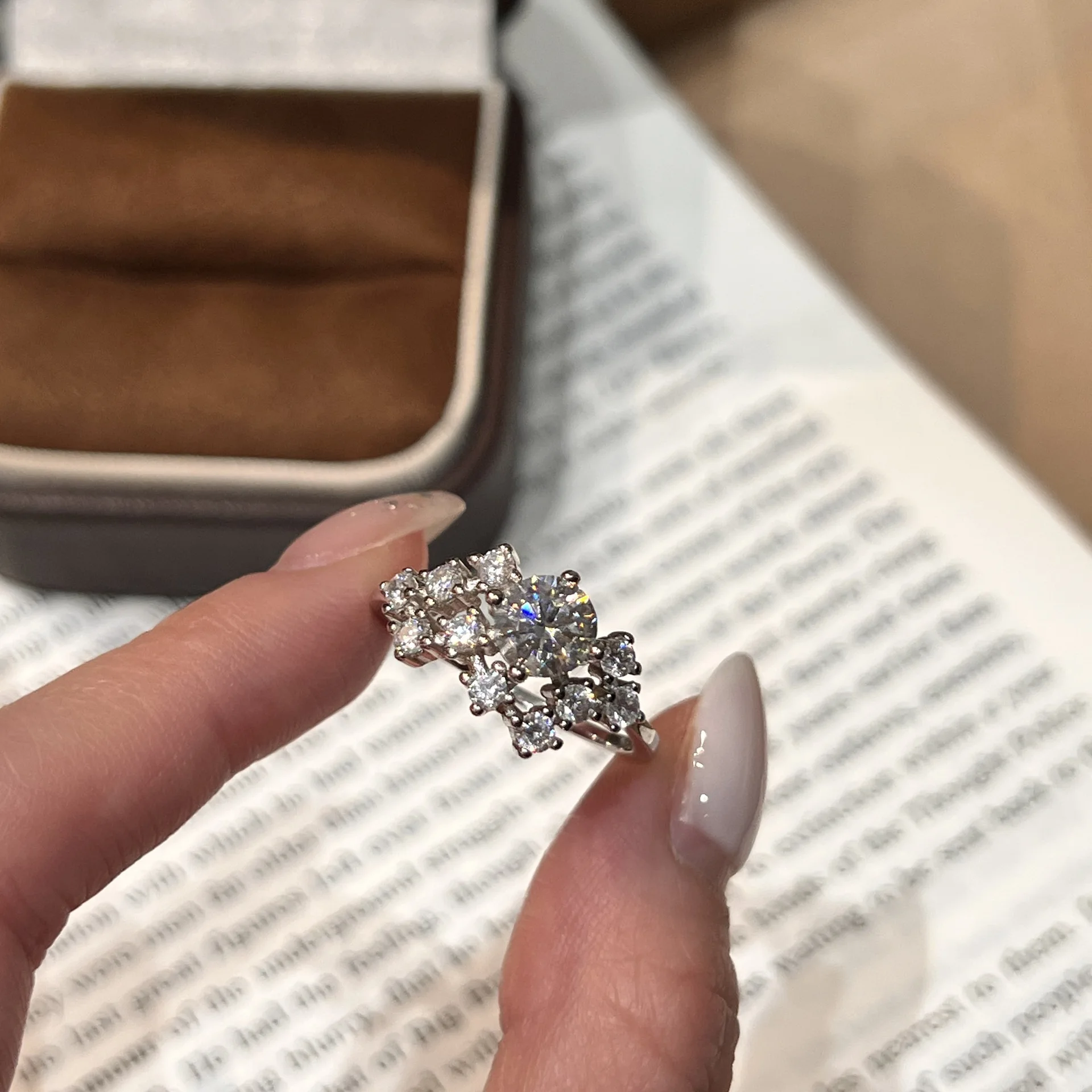 S925 sterling silver plated with 18K white gold round moissanite diamond ring center stone 6.5mm/1.0ct.