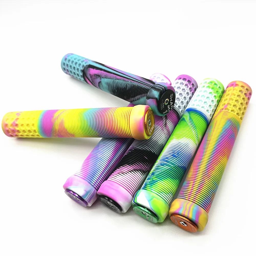 

Ultra Lightweight and Elongated Mixed Color Bicycle Handlebar Cover with Striped Rubber Anti Slip Soft Handle