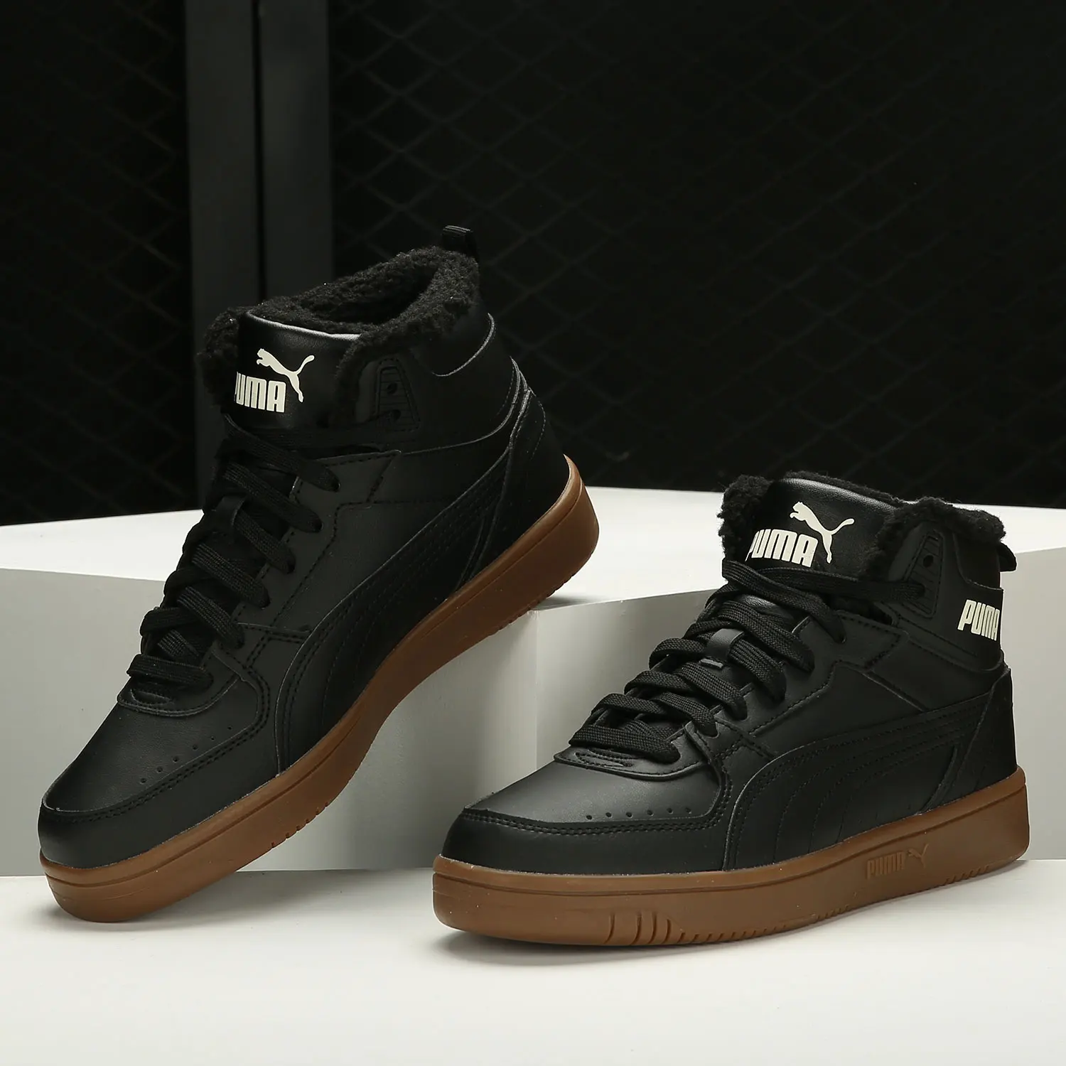 

Puma genuine New Unisex High-Top Fleece-Lined Sneakers 375576-06