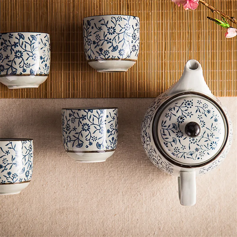 

Japanese-style Hand-painted Under-glaze Coloured Teapot Set with One Pot and Five Cups Tea Set Thanksgiving Flower Teaware Gifts