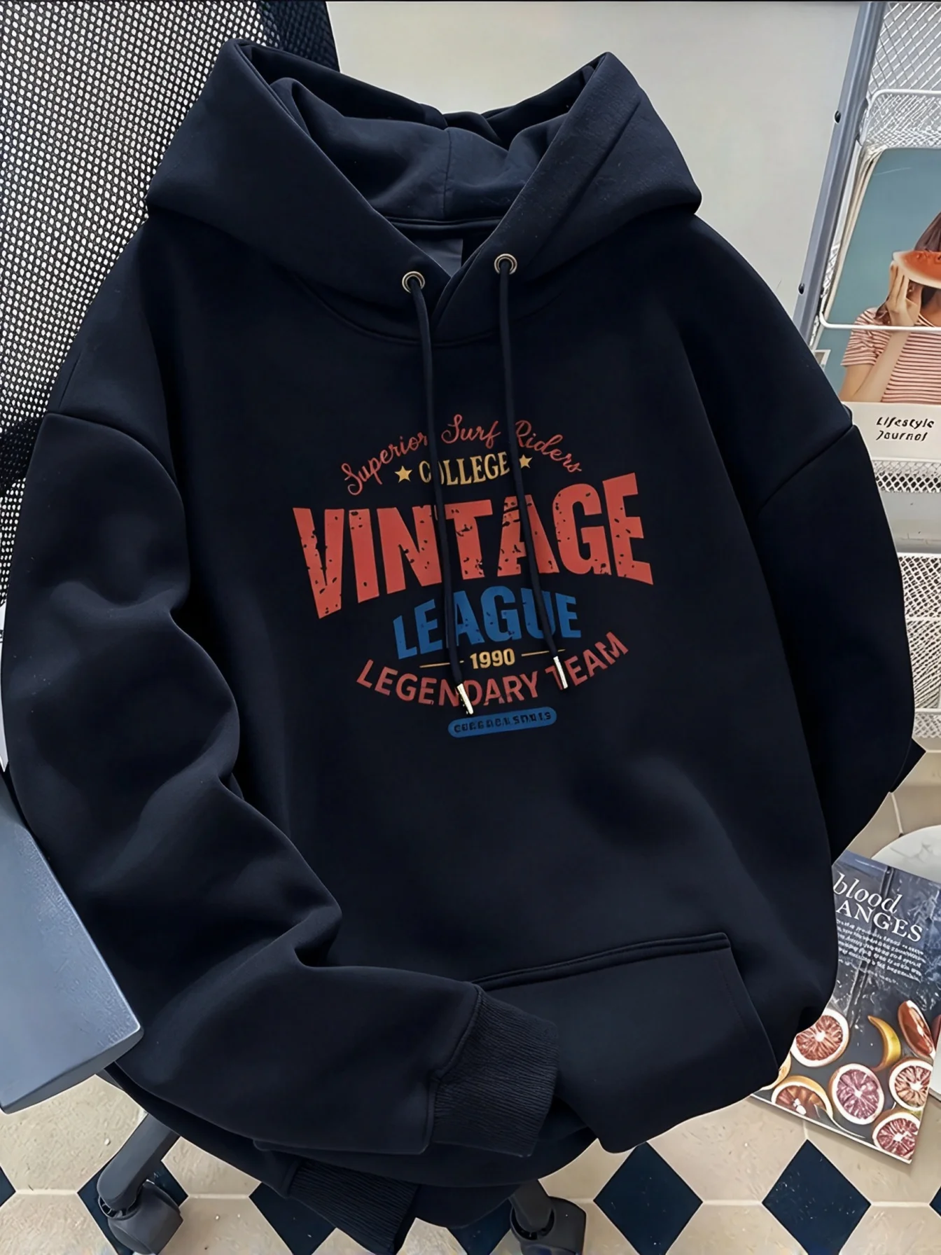Autumn and winter hooded sweatshirt with Korean printed casual style multifunctional easy to wear suitable for commuting hoodies