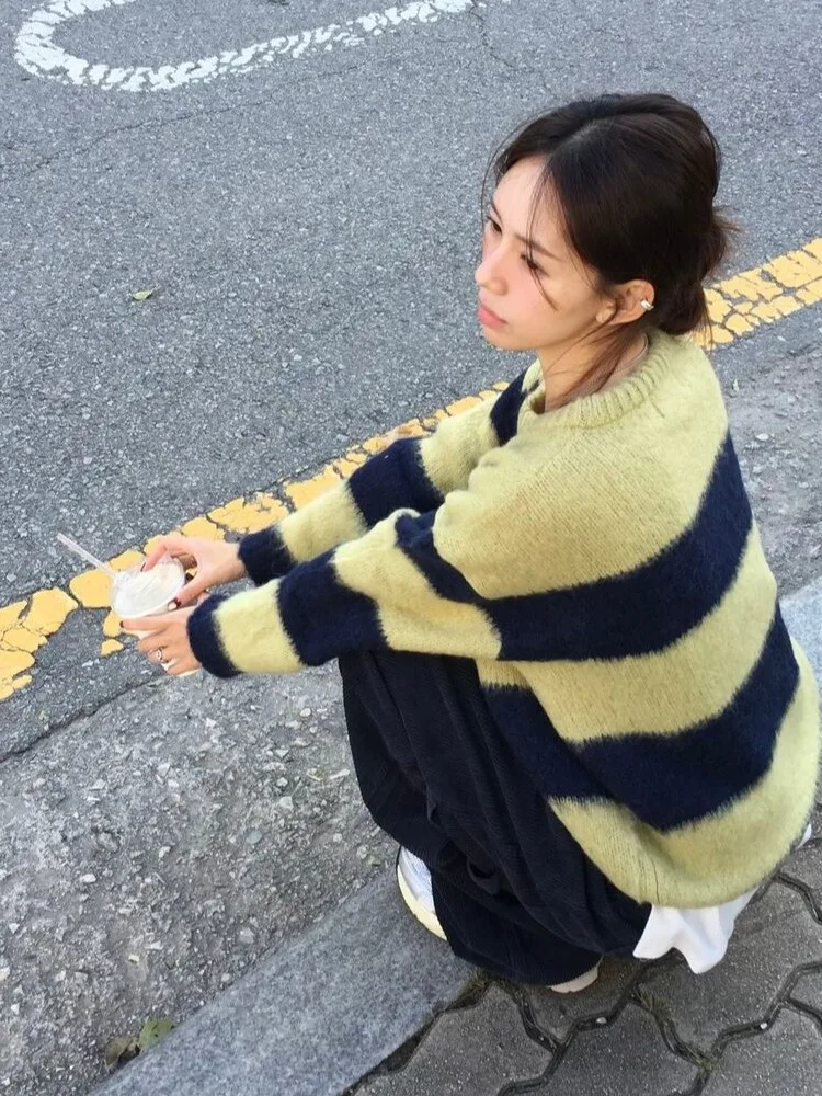 ゆったりフィット ロングスリーブ ラウンドネック ストライプカラー ブロックニット 韓国風 スリーブ レディースセーター 暖かい カジュアル スリーブ 秋冬