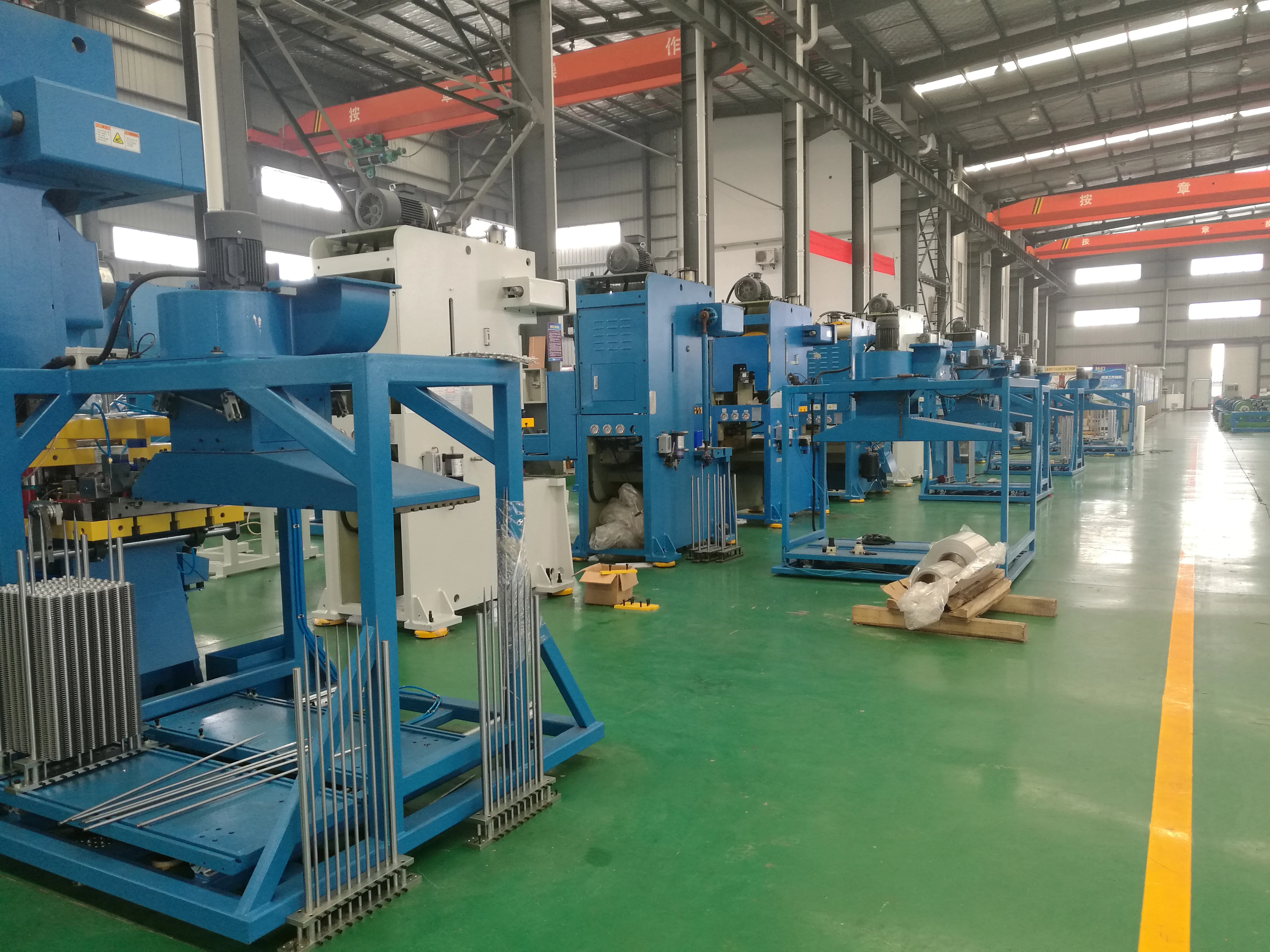 آلة ضغط ختم الزعانف عالية السرعة لمكيف الهواء PLC