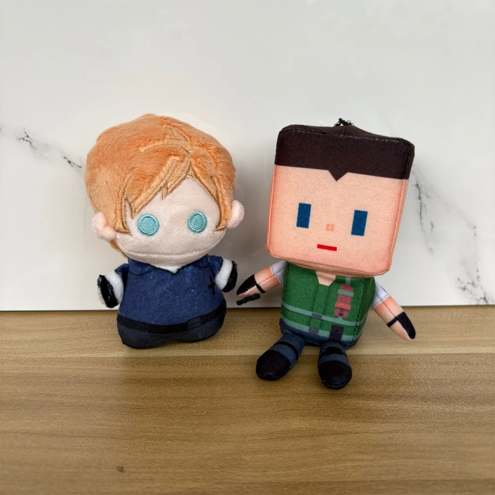 

Different Style Cosplay Anime Resident Game Evil 9 Leon Scott Kennedy and Redfield Chris Plush Toy Keychain Pendant Plushie Doll