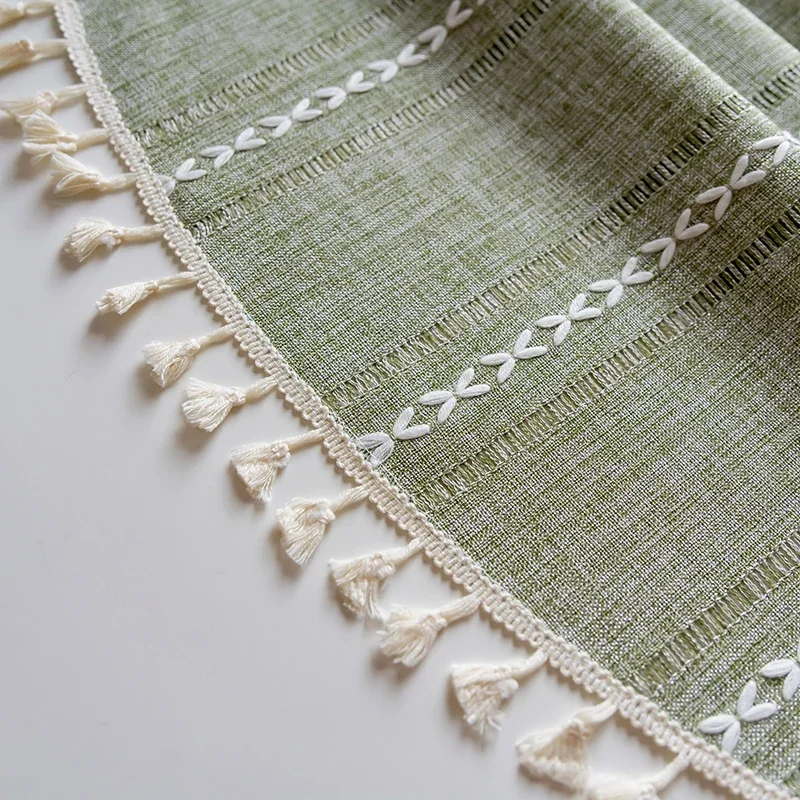 Green Round Tablecloth Striped Embroidered Table Cover Farmhouse Tassel Table Cloth for Table Kitchen Dining Room Tabletop Decor