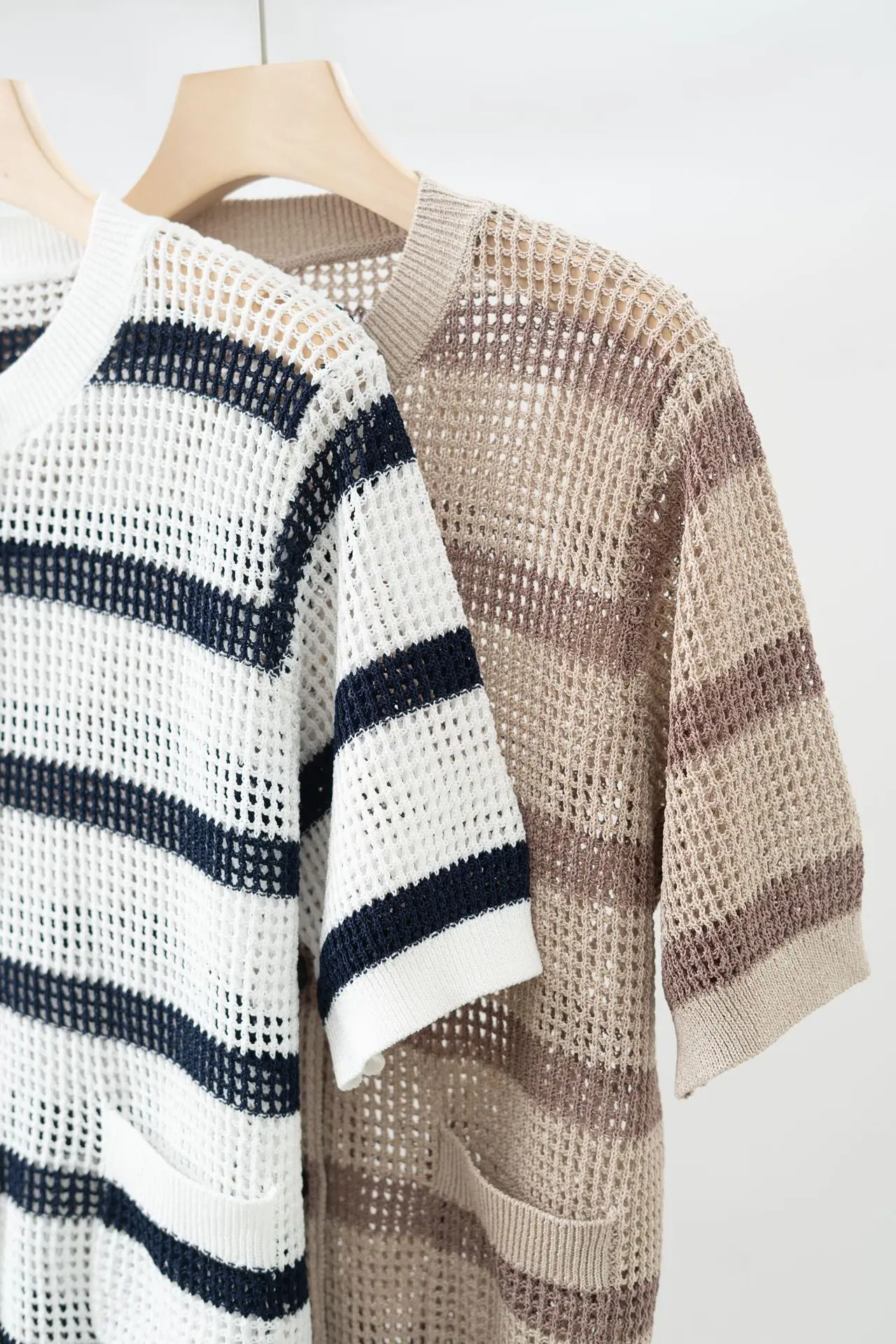 

New Spring/Summer Linen Two-Tone Round Neck Button-Down Knitted Short-Sleeve Cardigan With Hollow-Out Breathable Top For Women