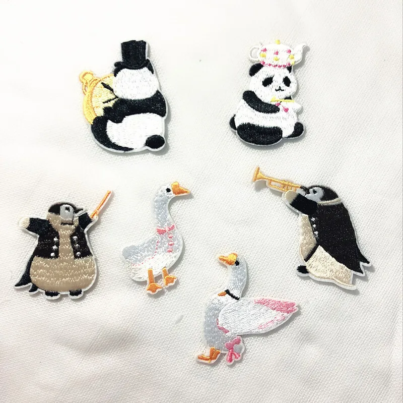 PGY 1PCS Children China National Treasure Panda Decoration Cloth Ironing  penguin Animal Girl Patches Accessories 