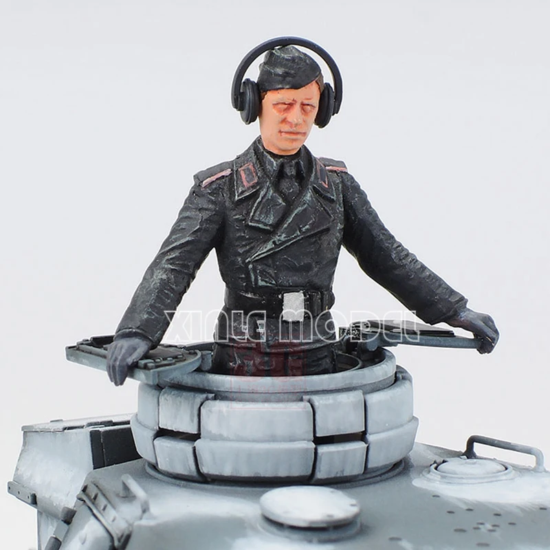 TAMIYA Plastic Assembled Tank Model Kit 35290 Sd. Kfz.141/2 Panzerkampfwagen III Ausf. N 1/35