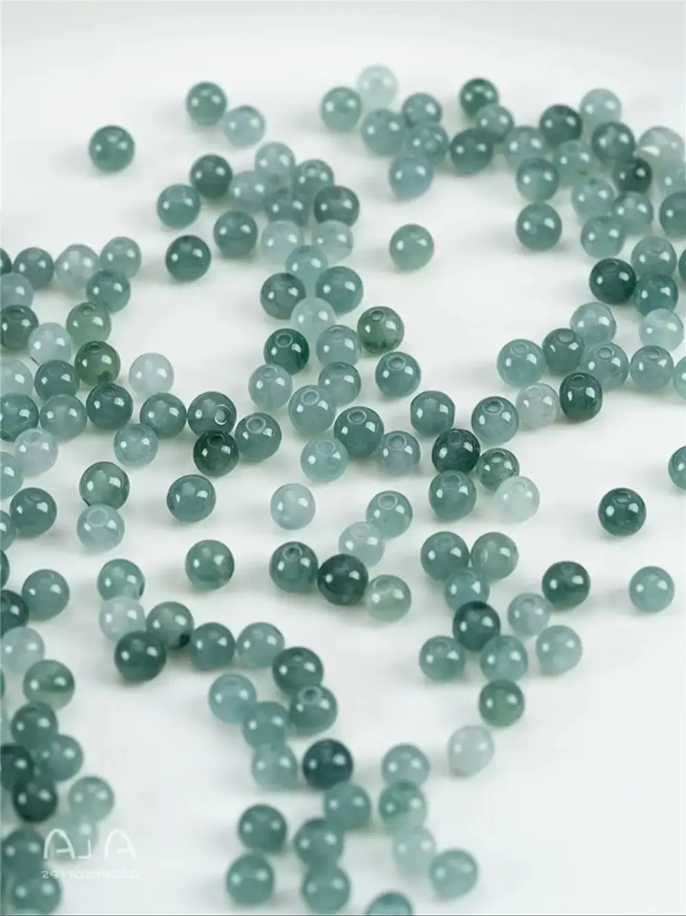 

Natural Jadeite Small Round Beads Jade Abacus Beads Handmade Beads with Beads DIY Bracelets, Necklaces, Jewelry Materials