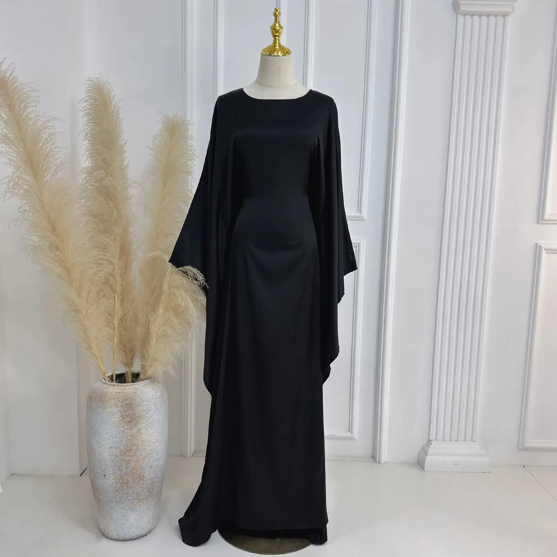 Ramadan Eid Shiny Batwing Sleeve Abayas Djellaba Muslim Dress Dubai Fashion Glossy Islamic Full Abaya Muslim Islam Prayer Robes