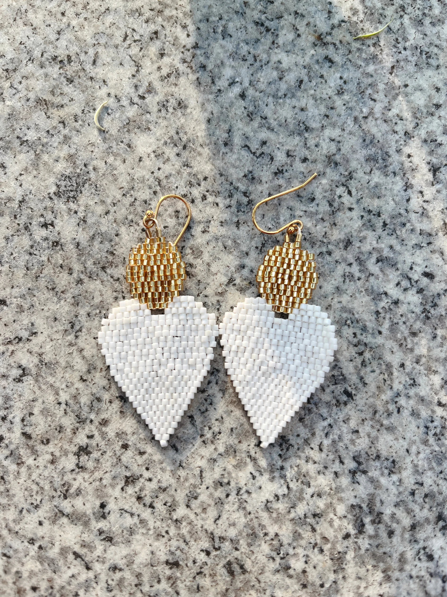 ZGMXR Pendientes de cuentas de arroz en forma de corazón para mujer, aleación Bohemia tejida a mano, accesorio de joyería con cuentas simples a la moda