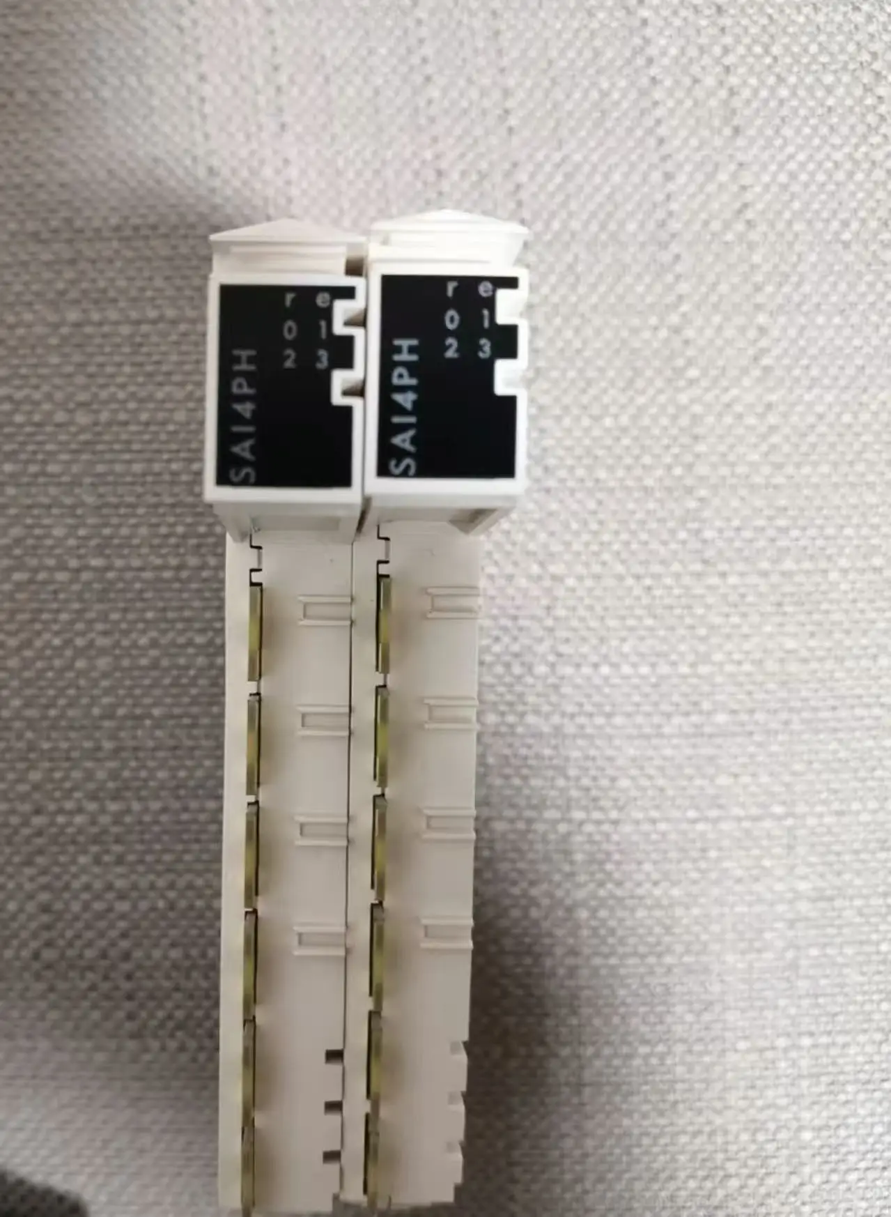 

ПЛК TM5SAI4PH б/у, прошел проверку, быстрая доставка