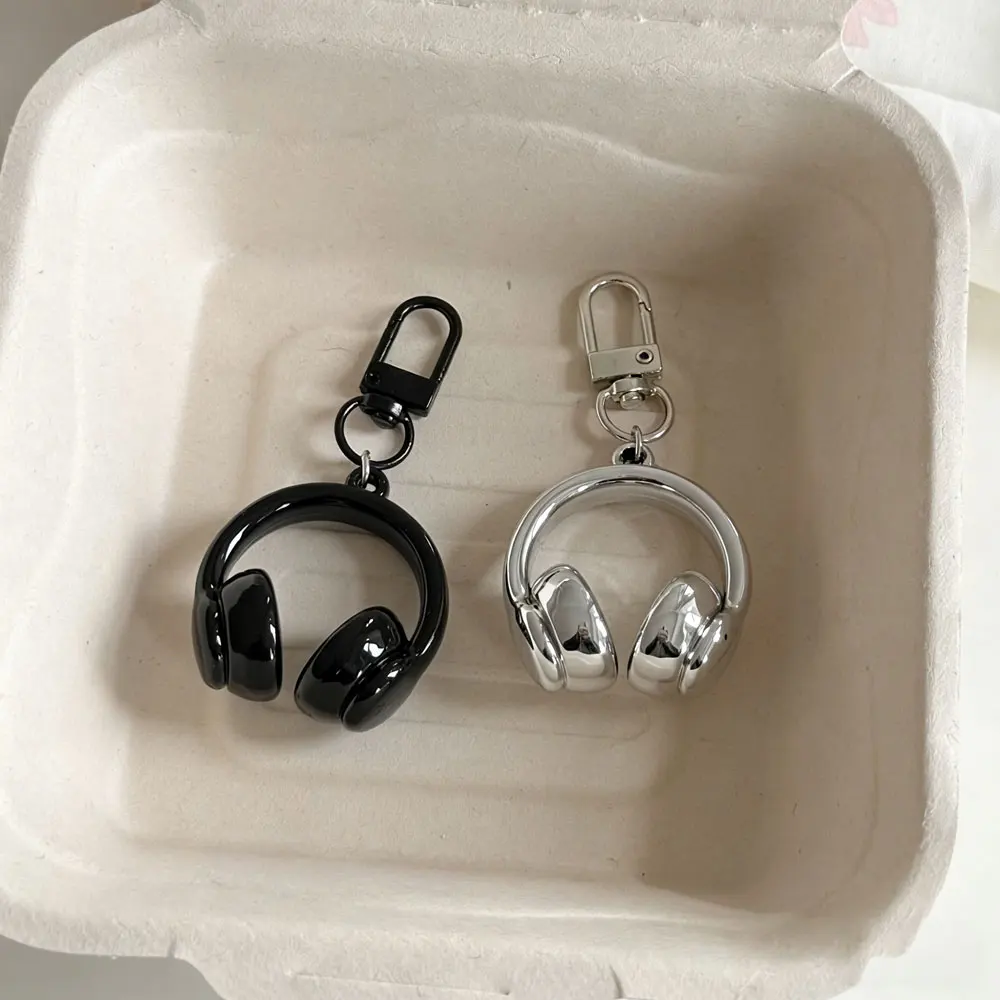 1PC Mignon Pendentif Écouteurs 3D Porte-clés Chaîne de Téléphone Portable Breloque Écouteurs Décoration Suspendue pour Sac à Dos Accessoires Cadeaux