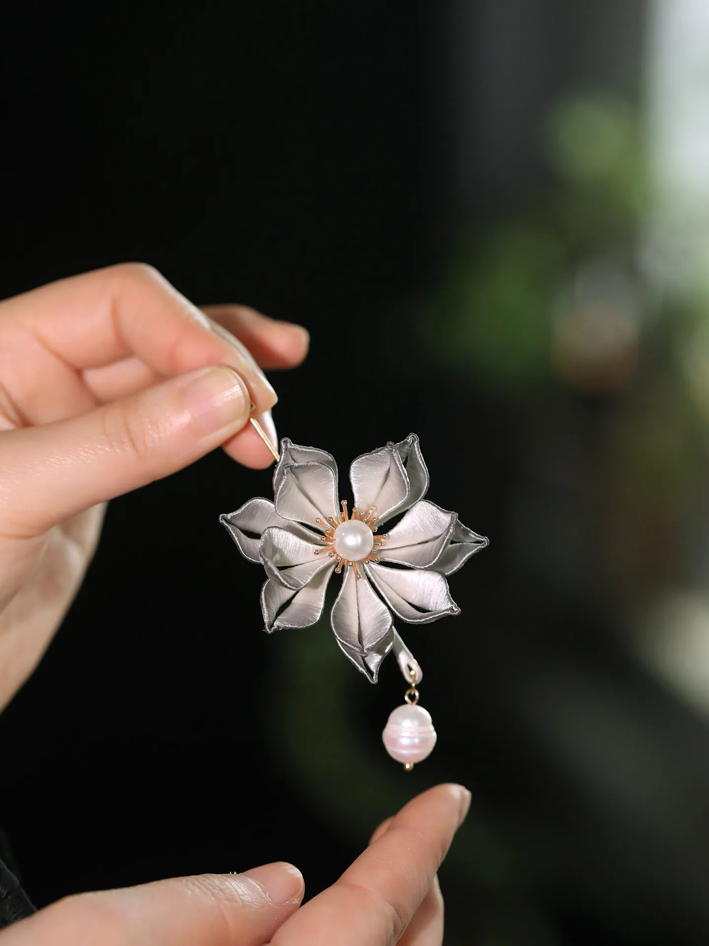 Handmade Chinese Style Chan Hua Ink Wash Lotus Brooch Faux Pearl Lucky Auspicious Lapel Pin For Cheongsam Hanfu Daily Wear Gift