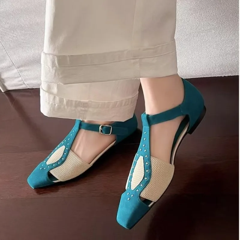 

Новая летняя повседневная обувь, сандалии на низком каблуке в стиле ретро с квадратной головкой и Т-образной пряжкой, простая женская обувь