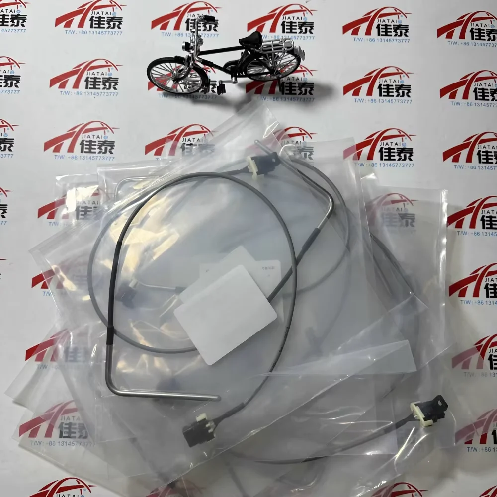 

Spot E8122014 McQuay Centrifugal Screw Temperature Sensor Water Temperature E8122014