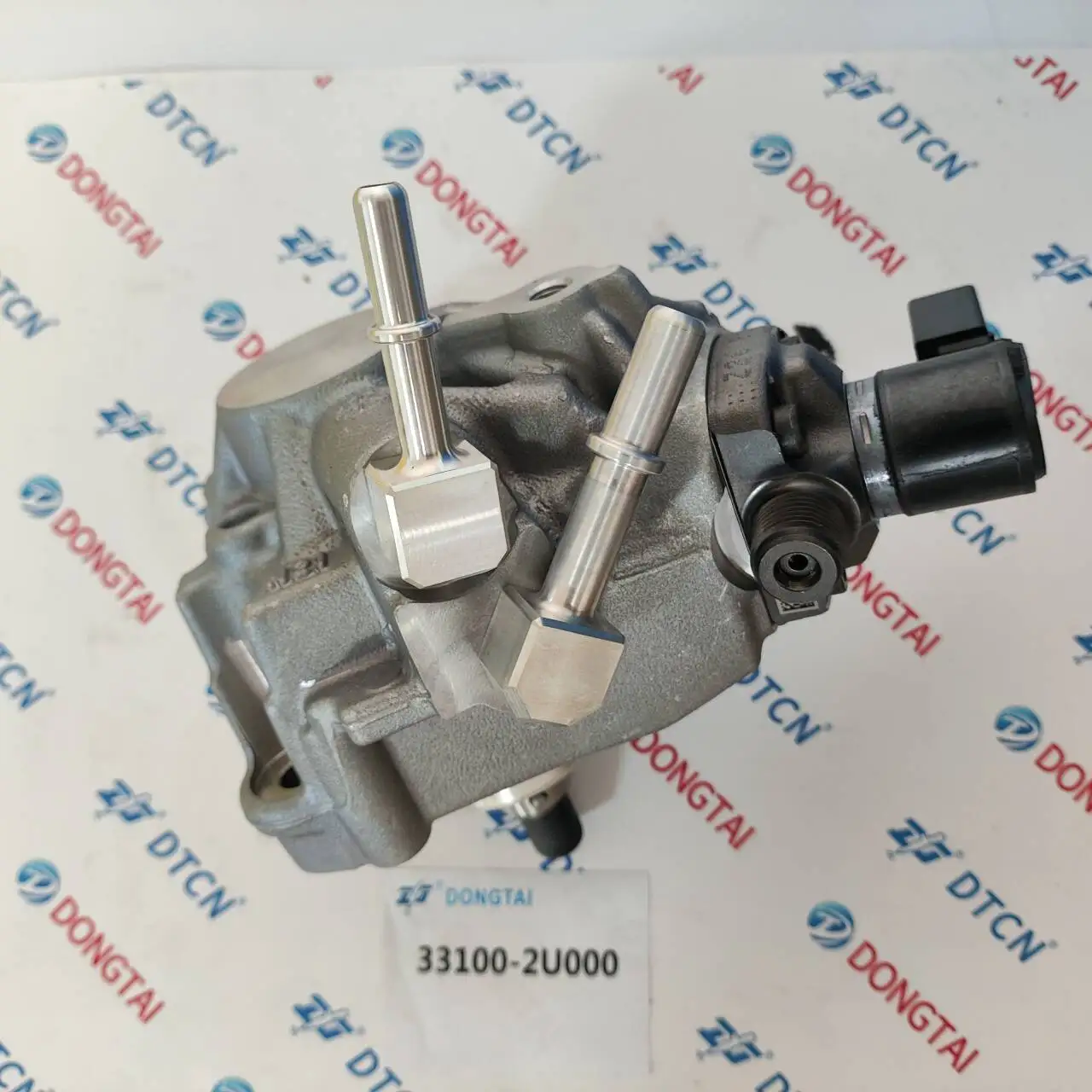 Genuine Original High Pressure Fuel Injction Pump 33100-2U000 331002U000 9046040004 for Hyudai I30 III Kia