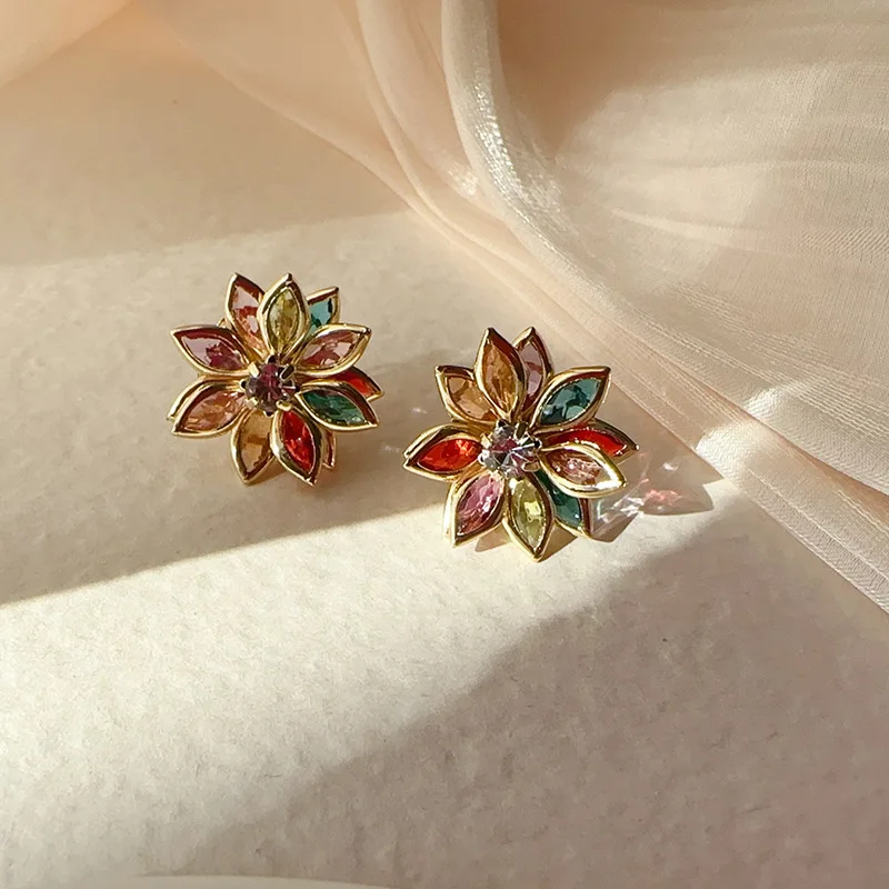 French Luxury Shiny Colorful Crystal Flower Petal Earrings 2024 Fashion Jewelry For Women Christmas Party Exquisite Accessories