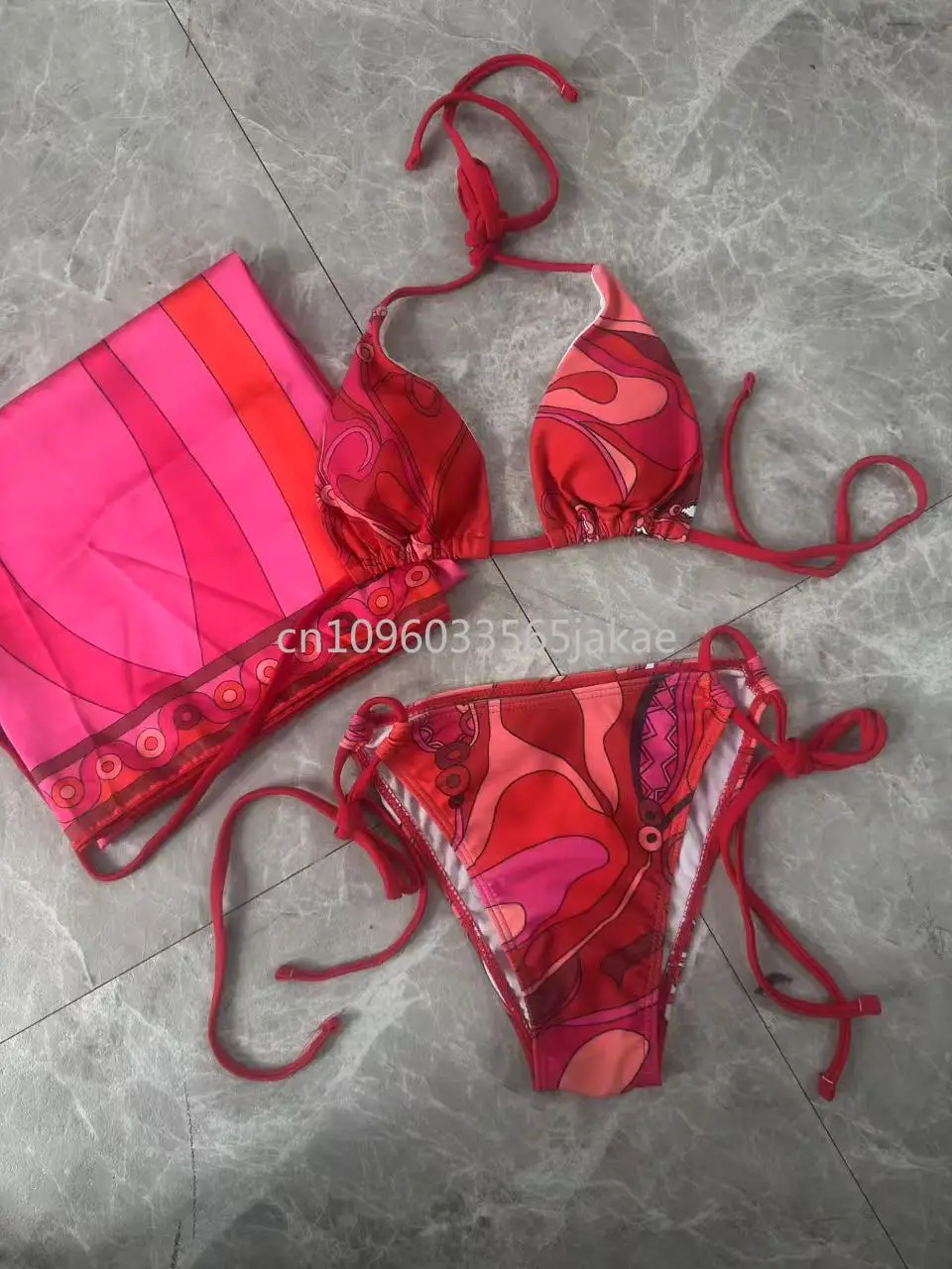 2025 Klassiek ontwerp rode sjaal bikiniset Designer merk dames sexy badpak strandbadmode