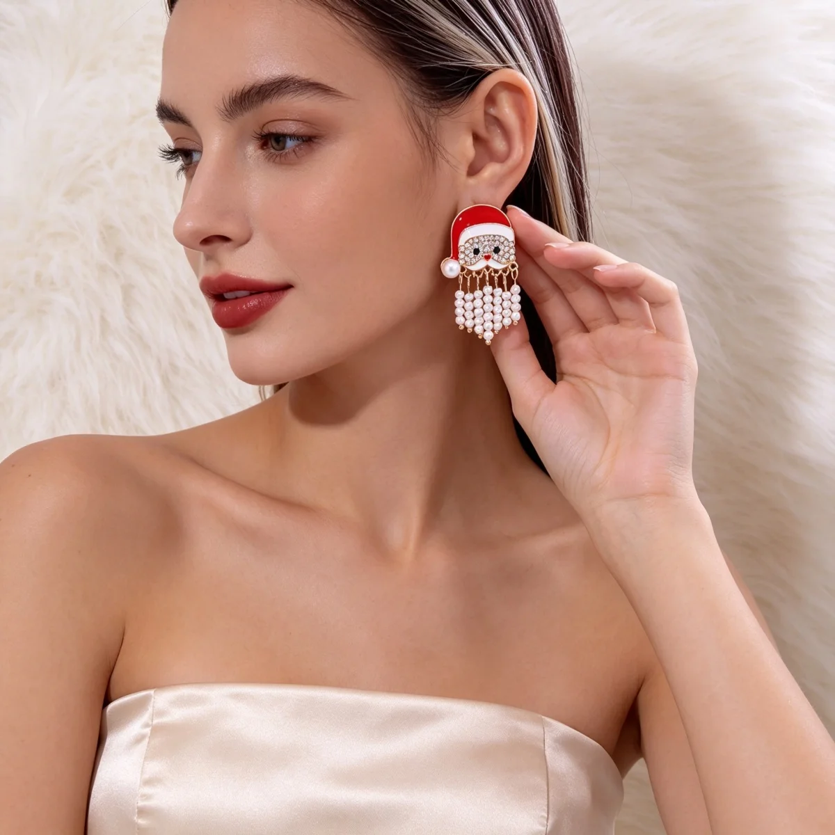Kreative, niedliche Weihnachtsmann-Ohrstecker mit simuliertem Perlenquastenbart für Frauen, Strass-Weihnachtsmann-Ohrringe, Weihnachtsparty-Schmuck – Detail 13