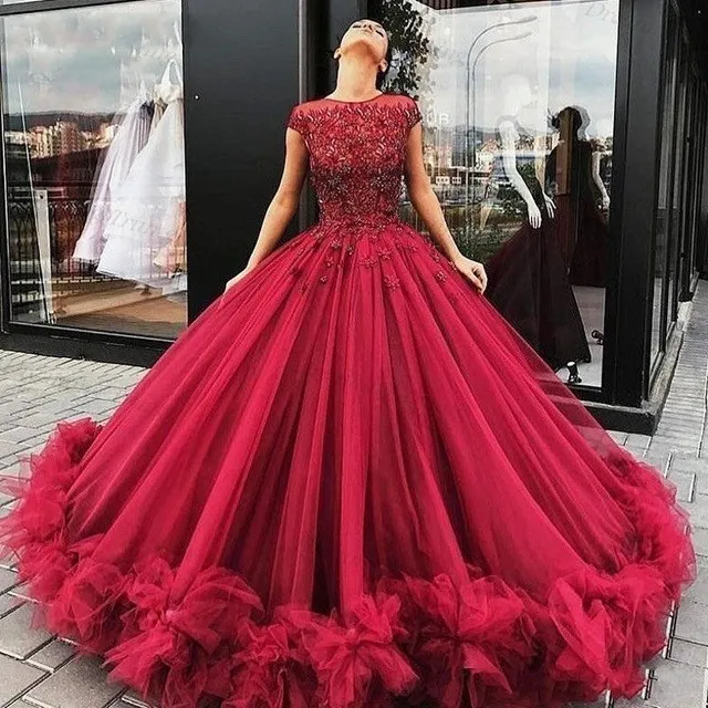 

Iridescent Ball Gown Burgundy Beading Cap Sleeves Scoop Lace Up Evening Dresses For Women Graduation Prom Formal Robe Soirée