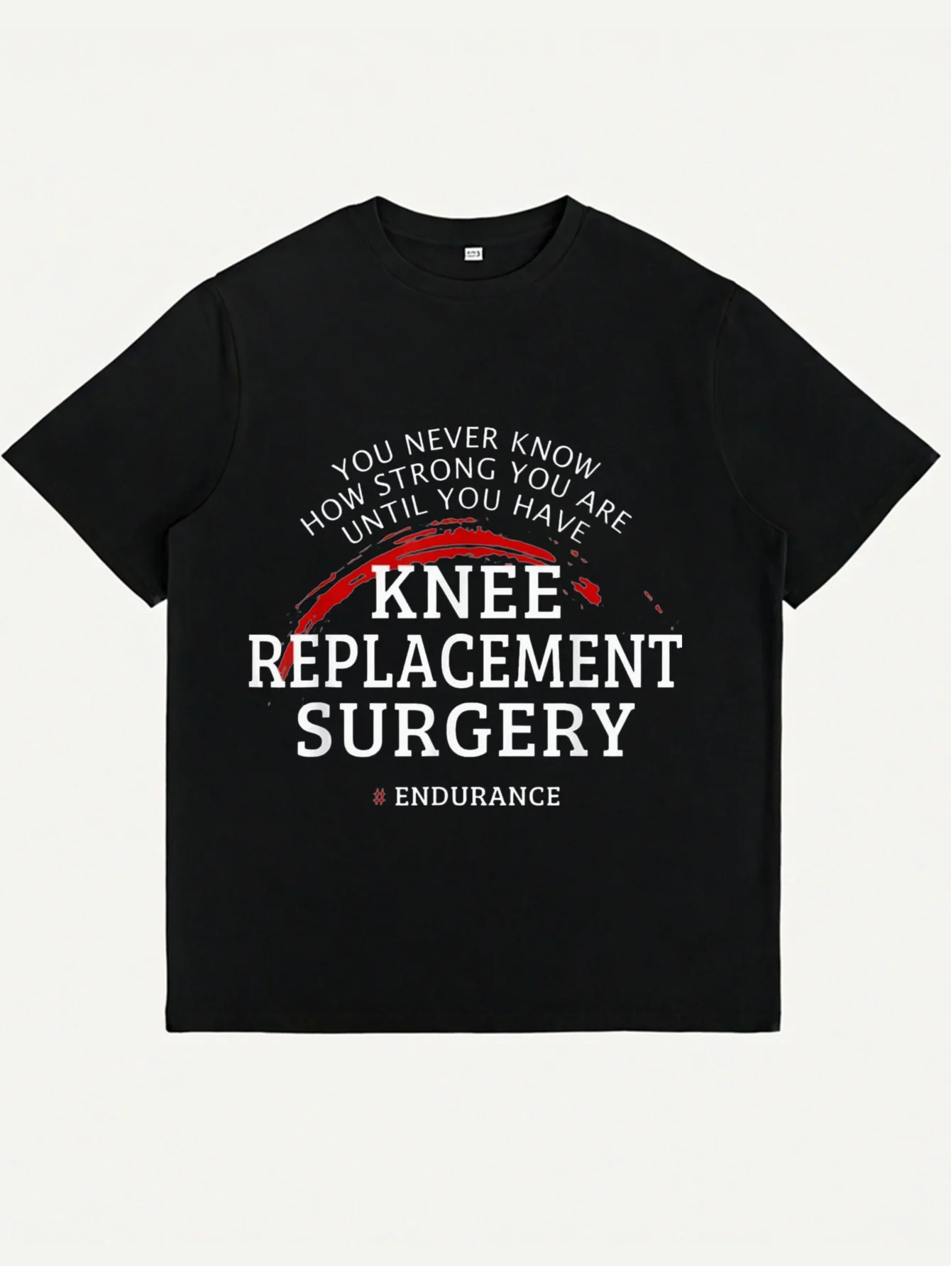 T-shirt grafica chirurgica per la sostituzione del ginocchio taglie forti da donna T-shirt casual traspirante in cotone 100% con citazione motivazionale Fasciatura rossa