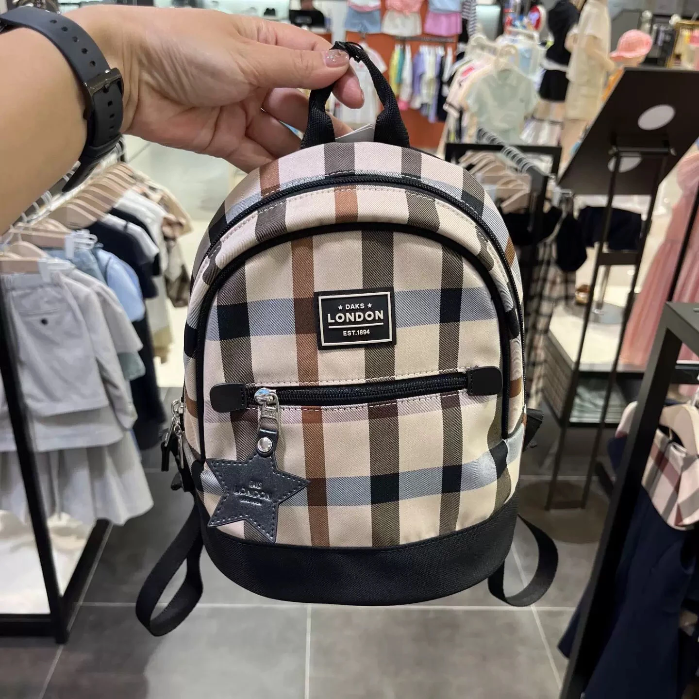 

Children's Fashionable Versatile Large Capacity Backpack Casual British Style Autumn Winter New Arrival Unisex Shoulder Bag