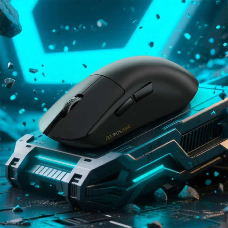 Darmoshark M9 Wireless Gaming Mouse Large Hand Size 59g