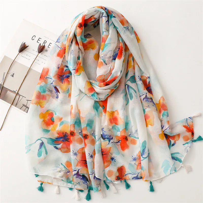 

2023 Fashion Spring Ombre Flower PatternTassel Scarf Shawls Soft Long Beautiful Floral Print Wrap Hijab Scarves Free Shipping