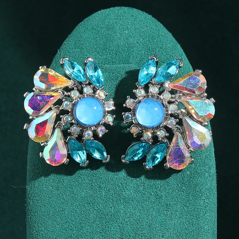 

Vintage Bright Natural Stone Colorful Opal Stud Earring Women Antique Gold Plated New Luxury Elegant Banquet Jewelry Accessories
