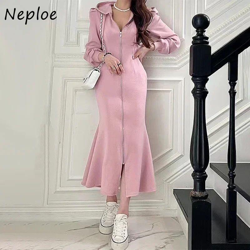 Newoe Chic Design con cappuccio Slim Fit manica lunga maglione a coda di pesce vestito 2024 autunno inverno Femme Casual semplice tinta unita Vestido