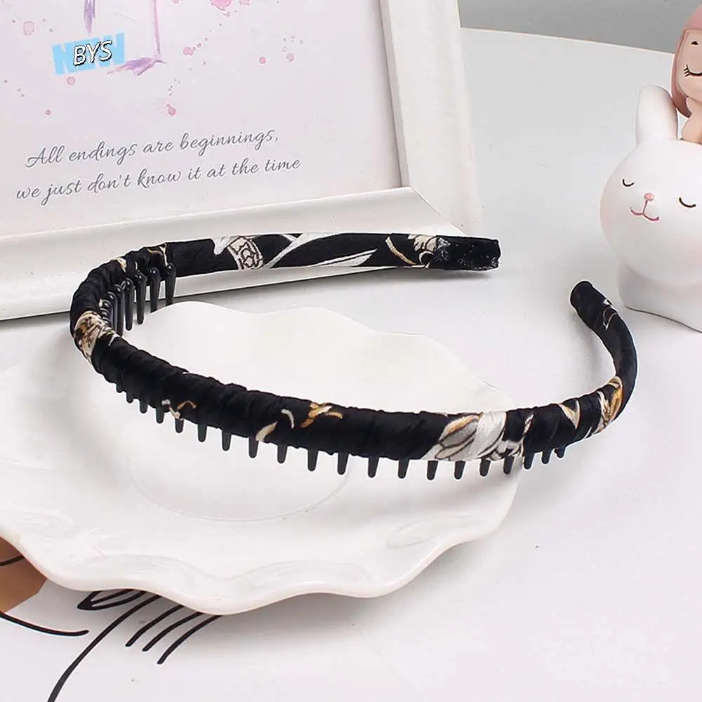 أنيقة حلوة غير قابلة للانزلاق للفتيات أغطية الرأس غسل الوجه مسننة عقال النساء الشعر هوب البلاستيك الكورية نمط العصابات الشعر