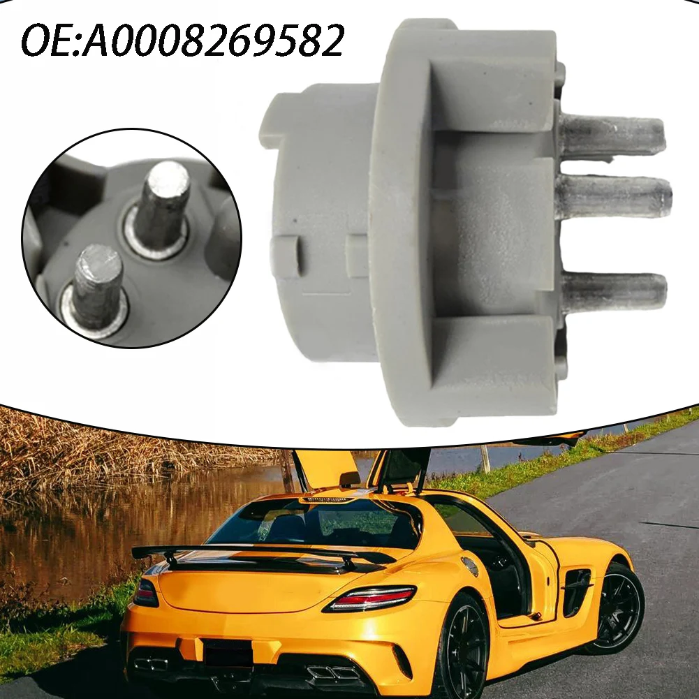 SLK Lamp Holder Turn Signal Light Socket Anti-corrosion Material Non-deformation Structure Practical Use 5 5 5CM