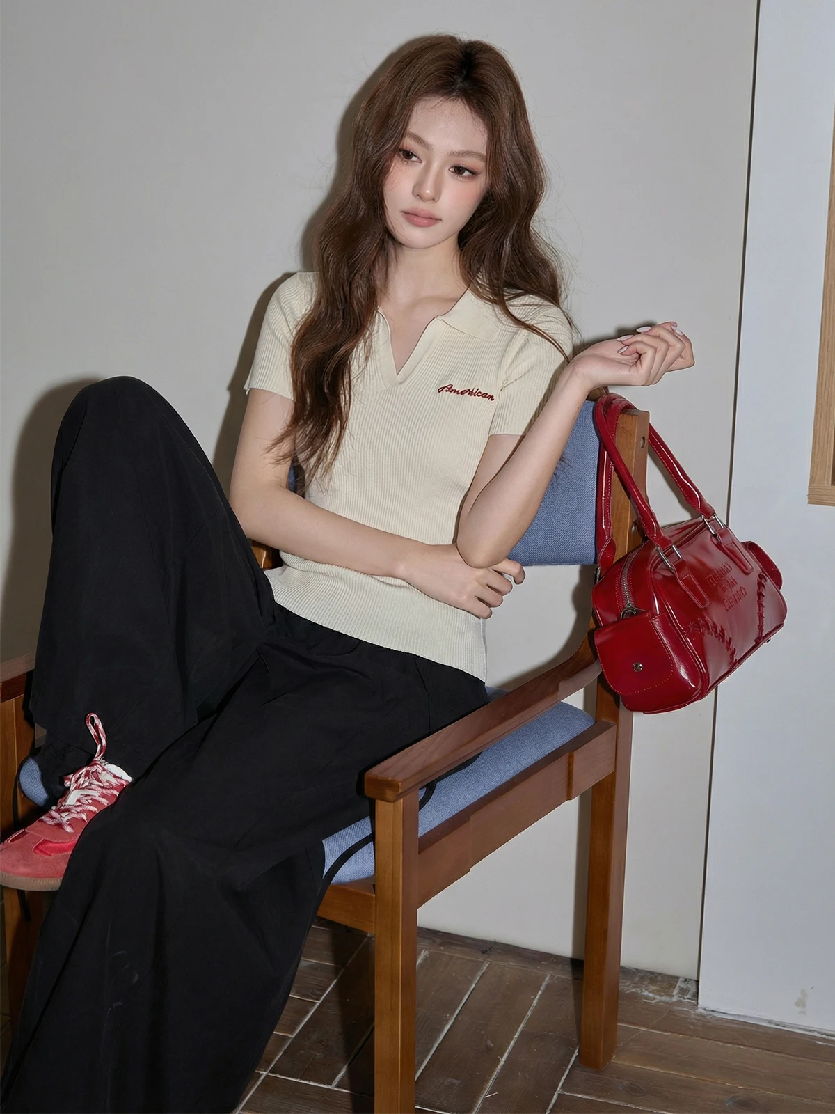 

Новая женская летняя футболка Mohning Retro Ne Peach с коротким рукавом, вязаная, с вышивкой, повседневная, приталенная, в стиле Simple Elegance