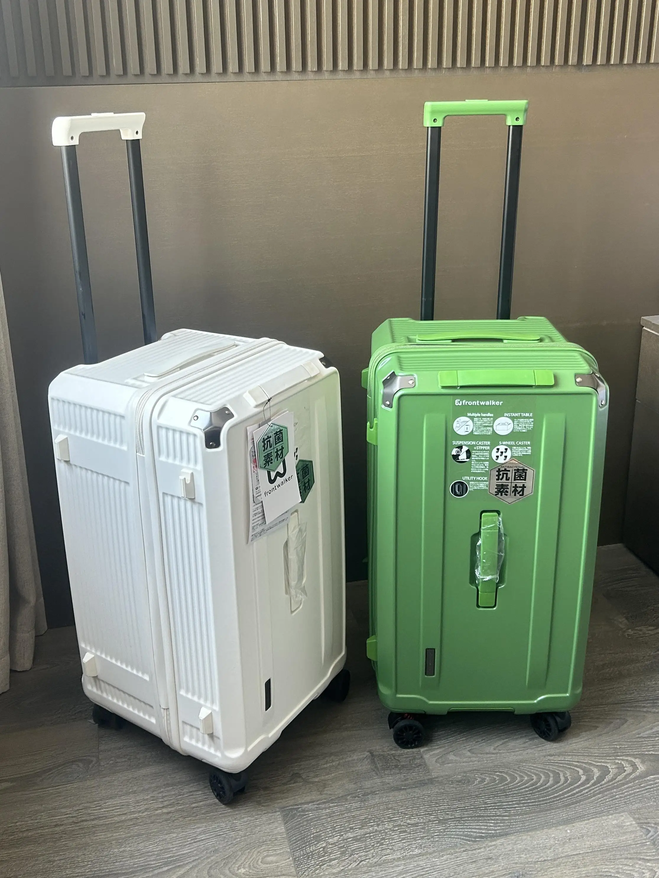 

Sturdy and durable suitcase with large capacity
