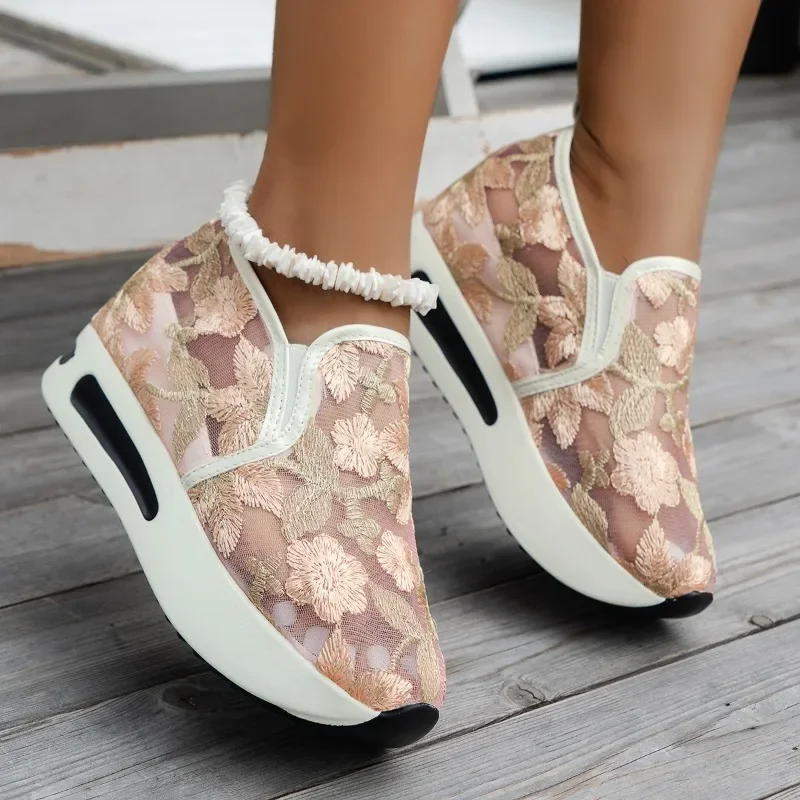 2024 Summer New Women Sneakers Fashion Breathable Lace Shoes for Women Mesh Flower Round Toed Thick Sole Casual Vulcanized Shoes