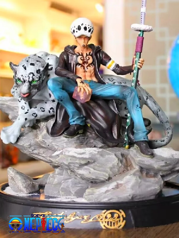 

One Piece Anime Figure 27cm Trafalgar D. Water Law Snow Leopard Scene Gk Devil Fruit Pvc Action Model Statue Collectible Toys