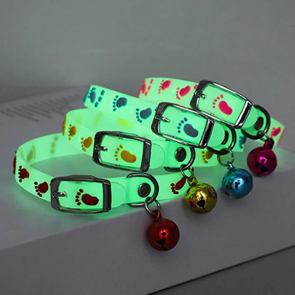 

Luminous Cat Necklace Glowing Small Dog Cat Collar Anti-Loss Fluorescent Silicone Cat Bell Collar Neck Ring Pet Cat Accessories