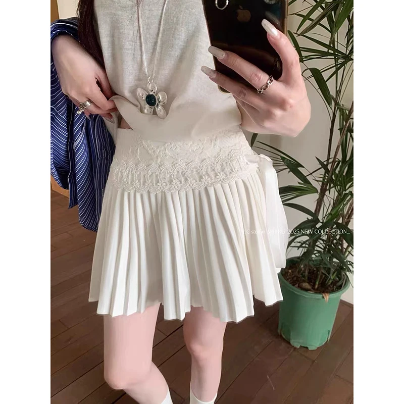 

ZHIZOU Women White Pleated Skirt American Vintage 2000s Preppy Style Low Waist JK Mini Skirt Harajuku Y2k Lace A-line Skirts