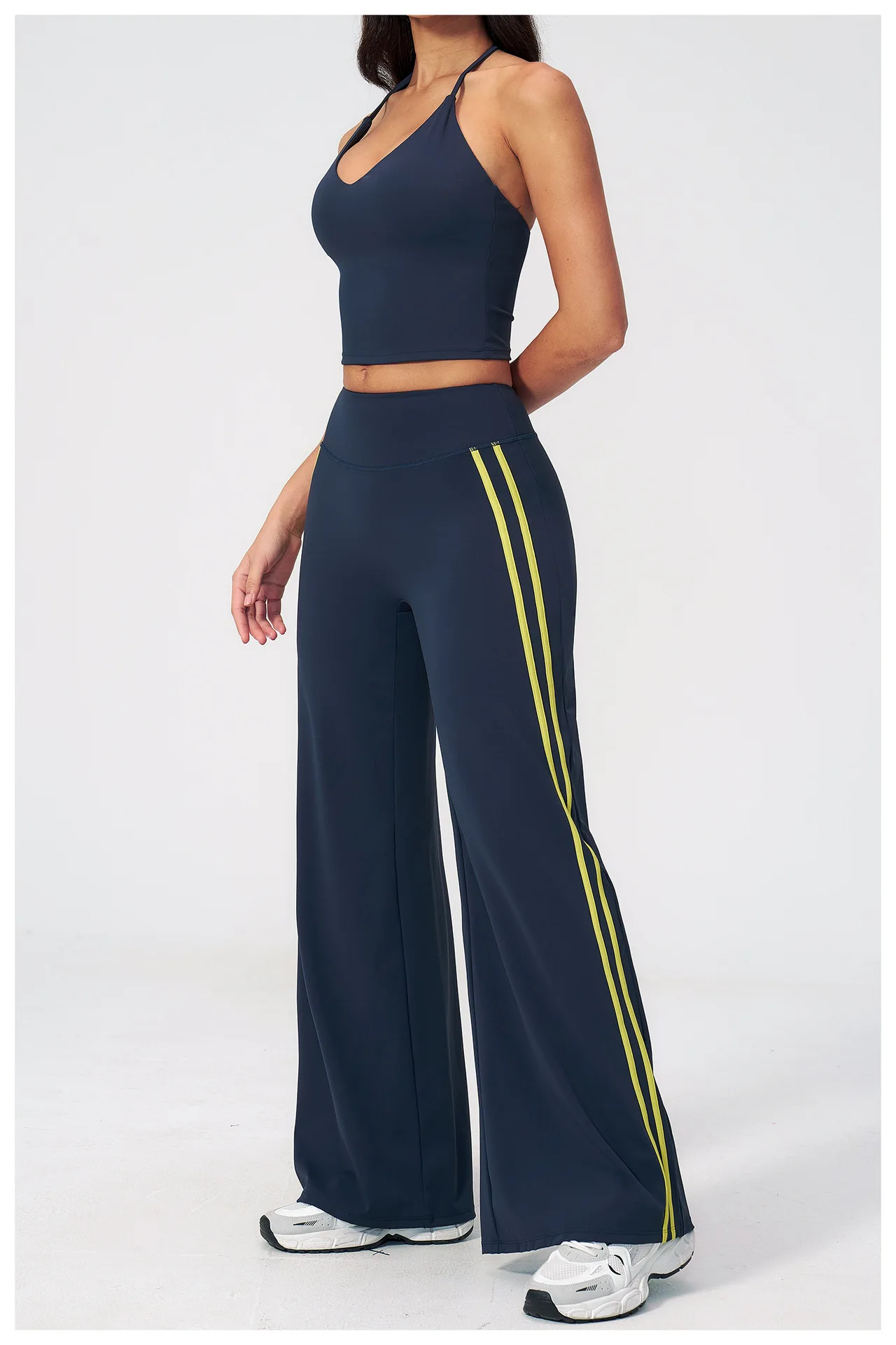 Size chart and fit details