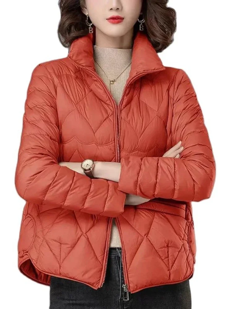 Leichte Daunen Baumwoll jacke Frauen Mäntel 2023 Herbst Winter neue Mutter mittleren Alters Kleidung kurze Baumwoll jacke weibliche Oberbekleidung