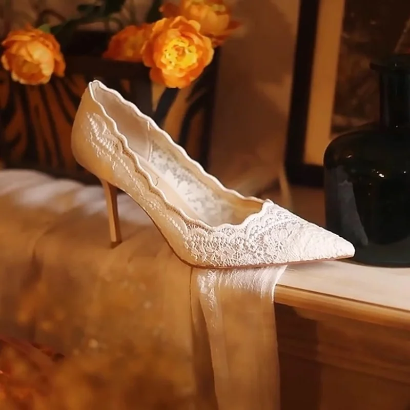 

White Lace Wedding Shoes Women's 2025 New Embroidered Bridal Shoes Banquet High Heels Pointed Toe Shallow Single Shoes