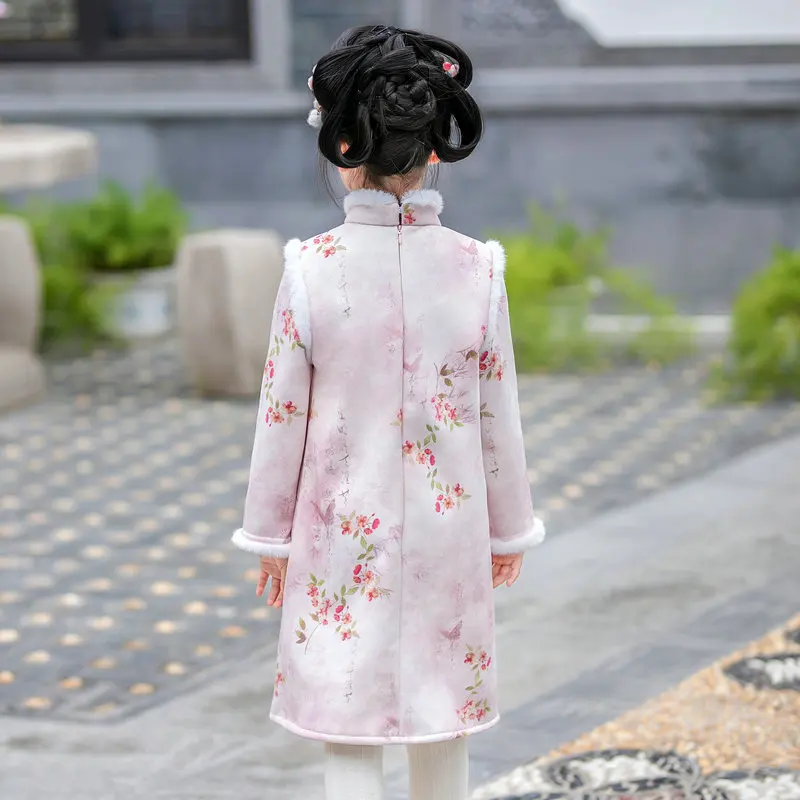 Qipao anak perempuan musim dingin musim gugur pola bunga kerah Mandarin bulu domba pakaian Festival Cheongsam putri Cina kuno tampilan gaya