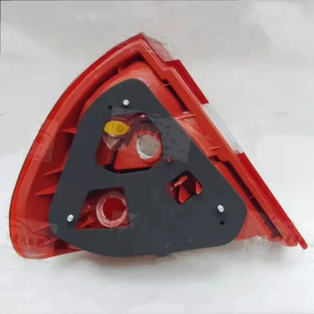 لميتسوبيشي Lioncel اليسار خارج الذيل ضوء بدوره إشارة الفرامل عكس الضوء اكسسوارات السيارات