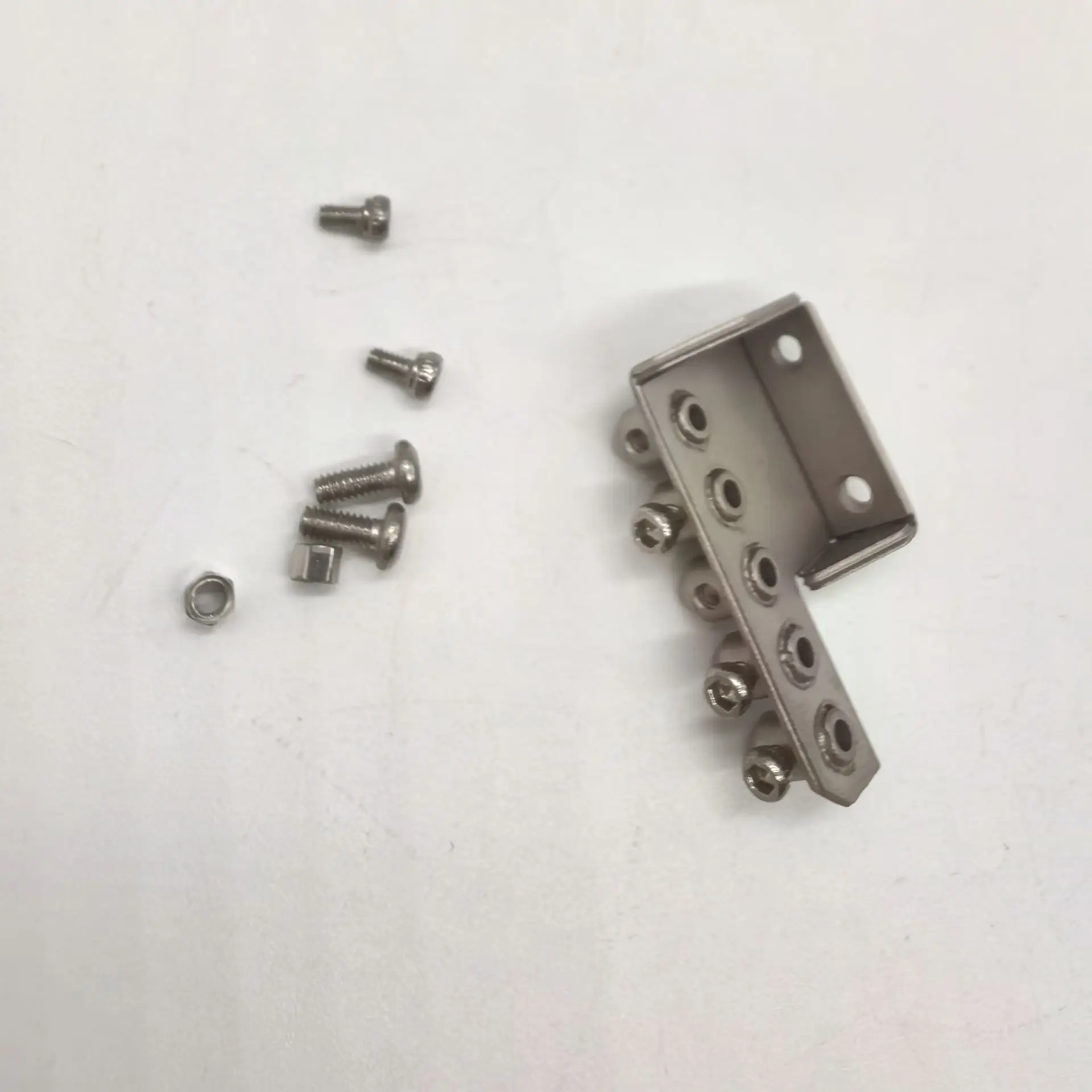 

Модель Scaleclub с грязевой головкой, прицеп для скалолазания, внедорожный фиксирующий мостик, фиксированное сиденье, тянущее тросовое сиденье для радиоуправляемого грузовика Tamiya