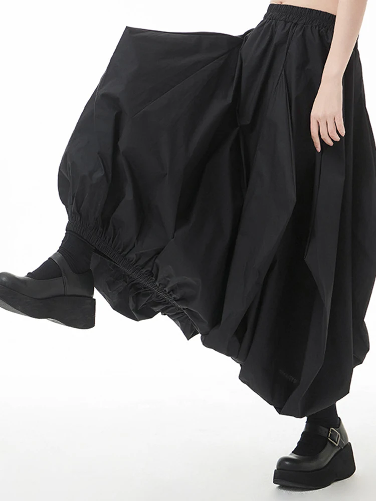 [EAM] High Elastic Waist Black Irregular Pleated Casual Long Half-body Skirt Women Fashion Tide New Spring Autumn 2024 1DE8027